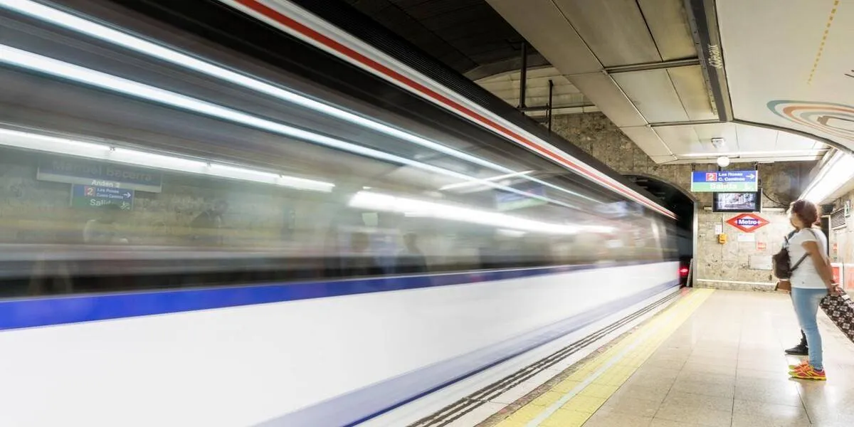 metro/metro-difuminado.webp